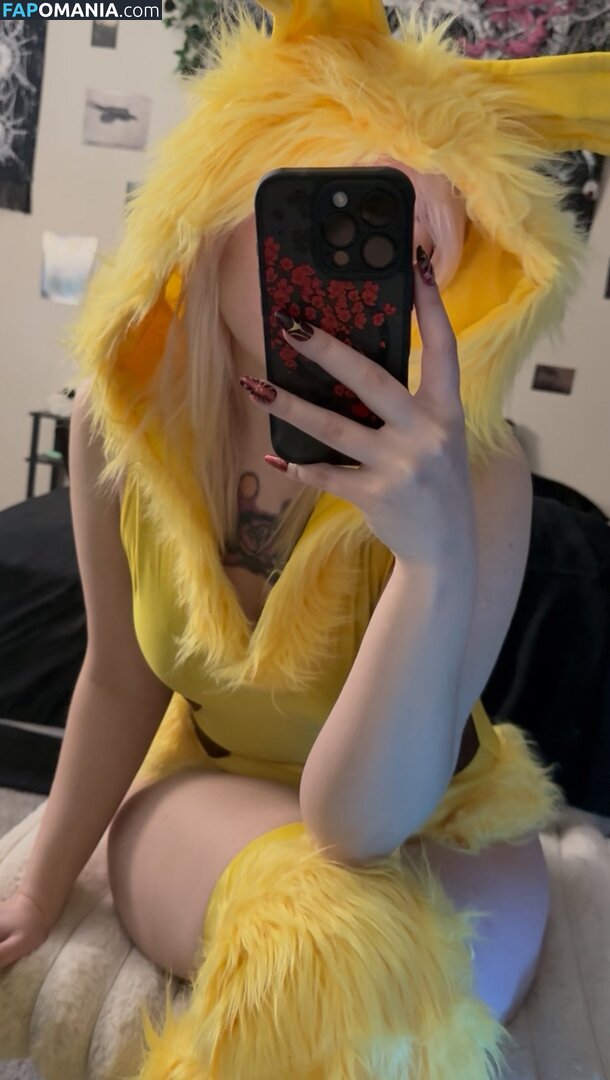 Sylvee / SylveeVT / ashhbearr_ / onlyfans Nu OnlyFans  Photo fuitée #288