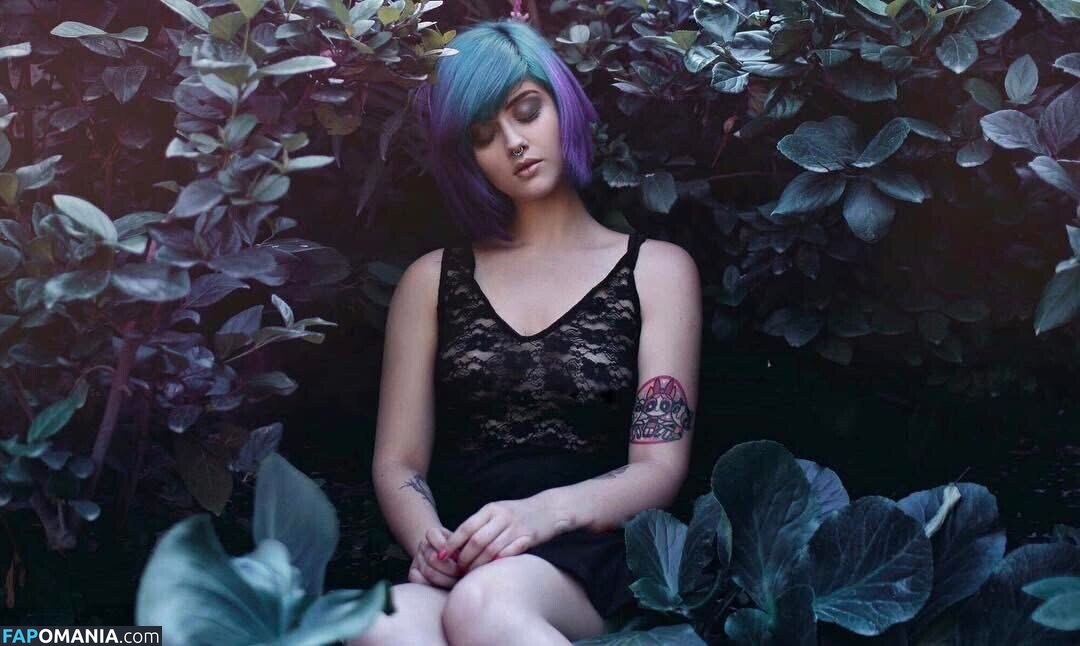 Bludegar / Tabatha Pacer / tabathapacer Nu OnlyFans  Photo fuitée #19