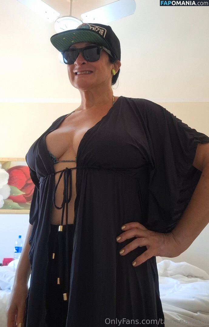 Tania Gaidarji / https: / taniagaidarji Nu OnlyFans  Photo fuitée #1