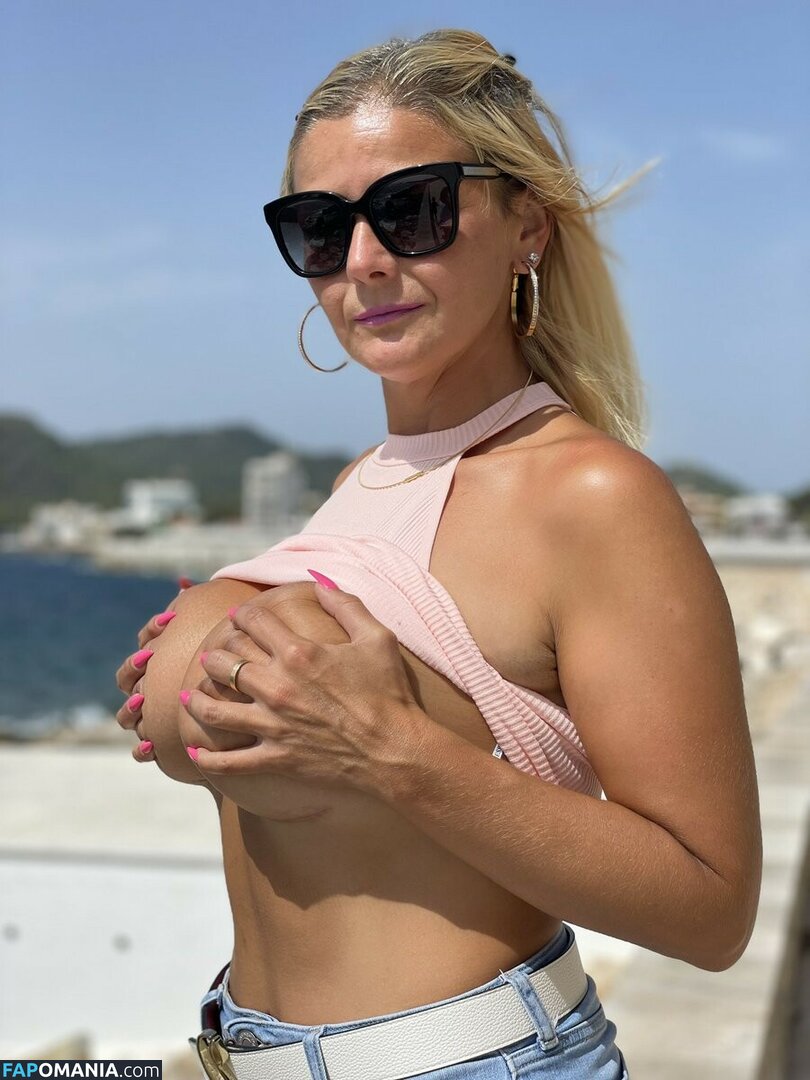 Tarba Firuta / ladydina16 / ladydina163 / niconicoleta088 Nu OnlyFans  Photo fuitée #2