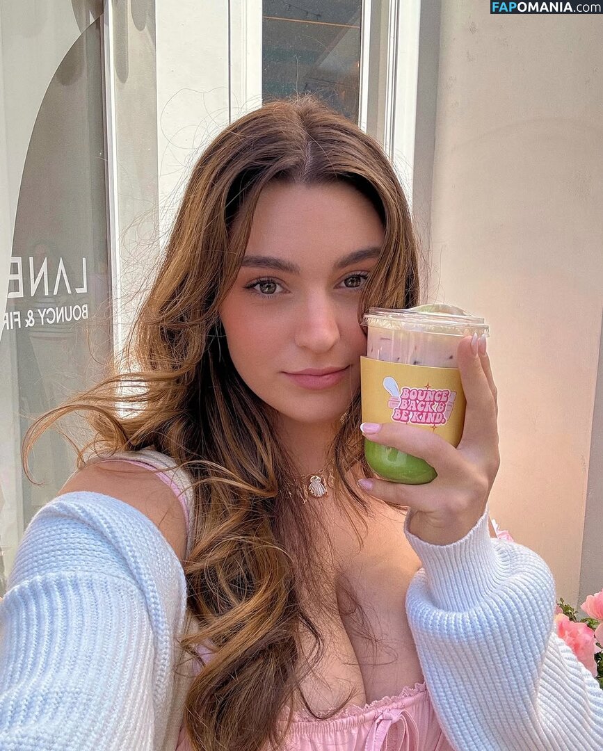 Taya Miller / Tayamillerr / tayamiller Nu OnlyFans  Photo fuitée #219