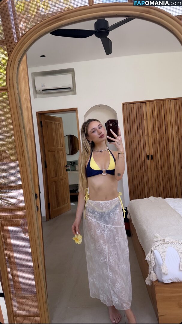 Taylor Hudson / taylortayh / trinitybandit Nu OnlyFans  Photo fuitée #1