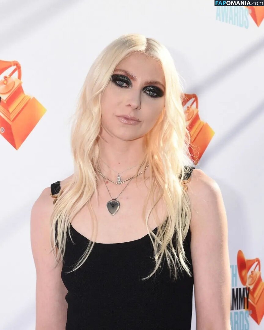 Taylor Momsen / aryelsoul / taylormomsen Nu OnlyFans  Photo fuitée #713