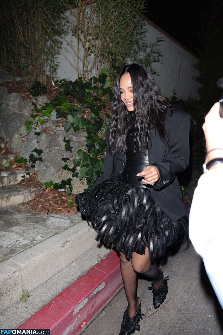 Tessa Thompson / tessamaethompson / tessathompsonx Nu OnlyFans  Photo fuitée #8