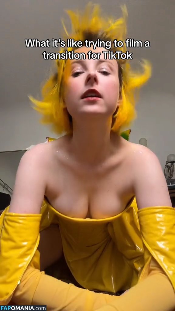 Tessa Violet / tessaviolet / thechronicmasochist Nu OnlyFans  Photo fuitée #10