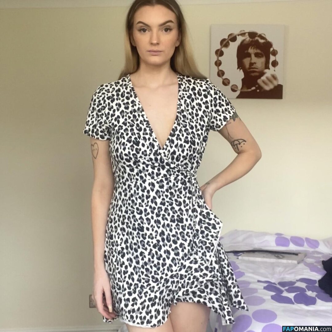cl0ut / th0tb0t Nu OnlyFans  Photo fuitée #3