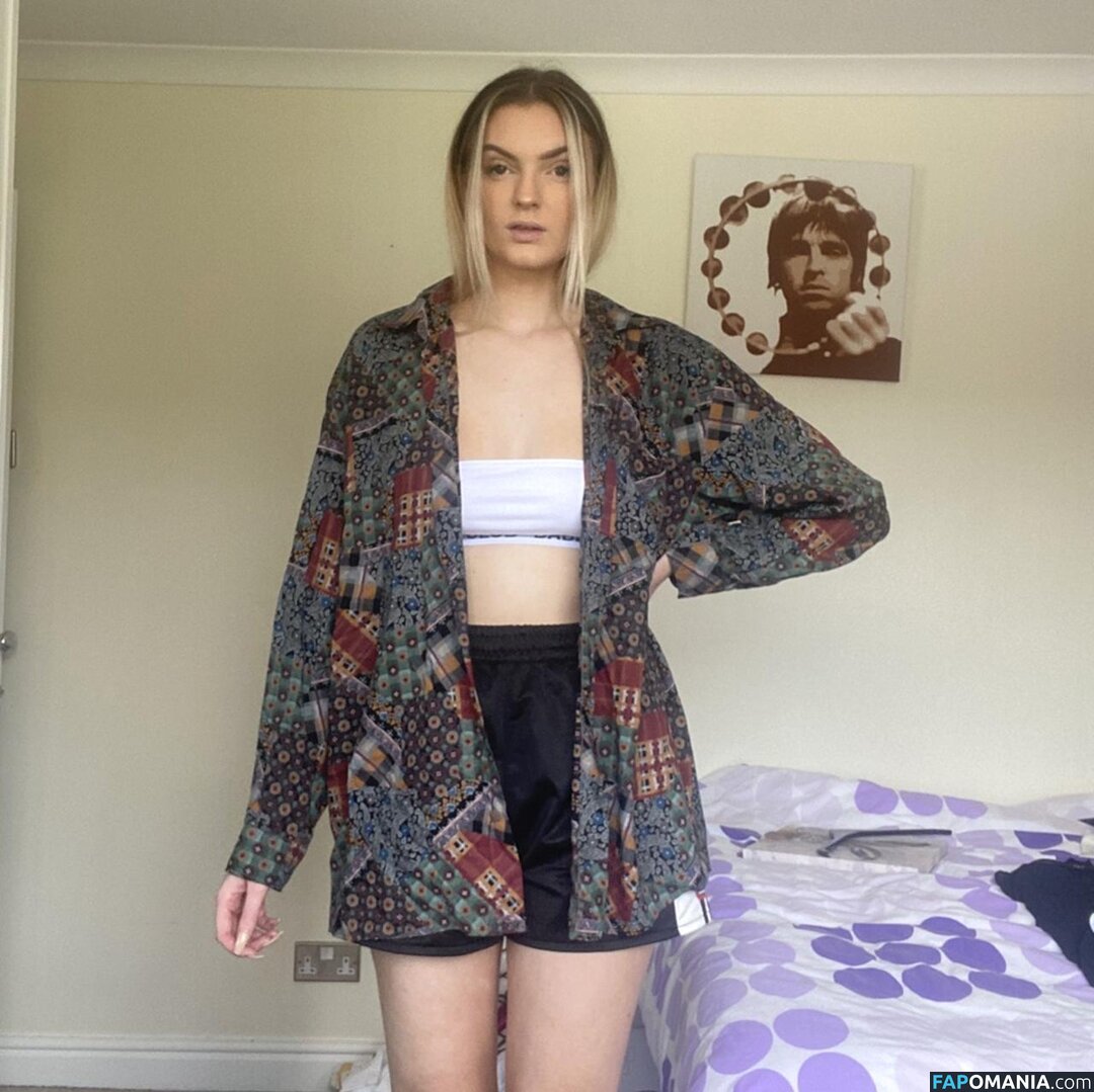 cl0ut / th0tb0t Nu OnlyFans  Photo fuitée #6