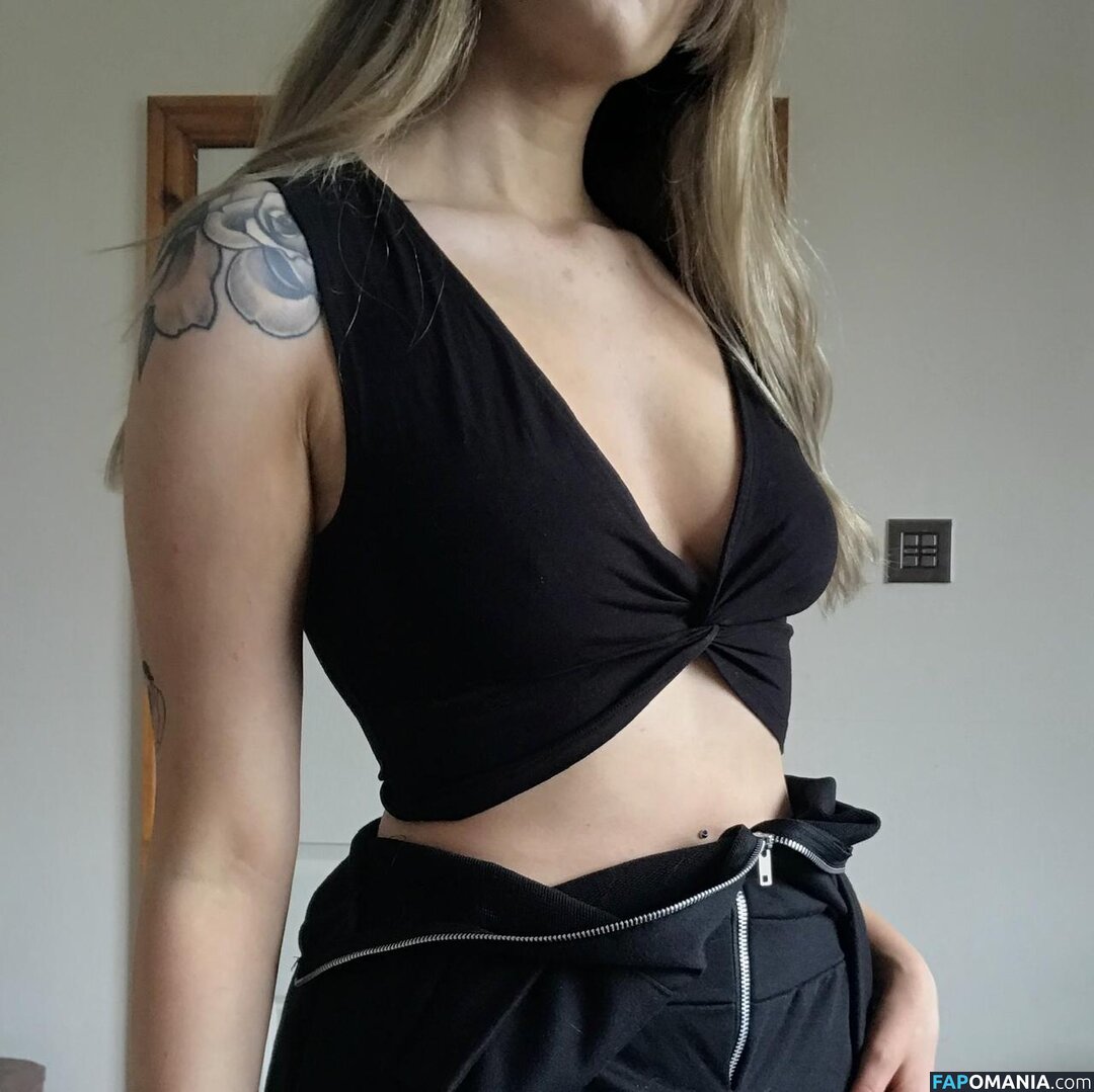 cl0ut / th0tb0t Nu OnlyFans  Photo fuitée #17