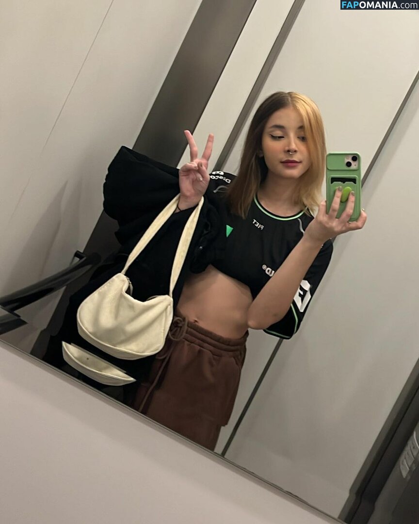 Thaiga / loud_thaiga Nu OnlyFans  Photo fuitée #34