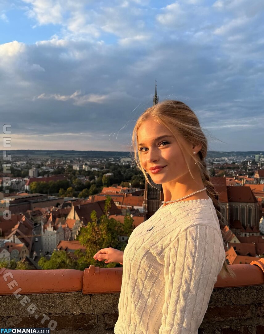 Thatsvroni Nu OnlyFans  Photo fuitée #5