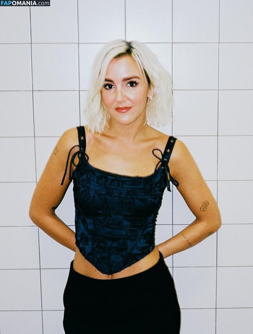 The Beaches / thebeachesband Nu OnlyFans  Photo fuitée #2