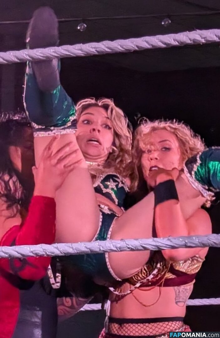 Thea Hail / theahail_wwe Nu OnlyFans  Photo fuitée #5