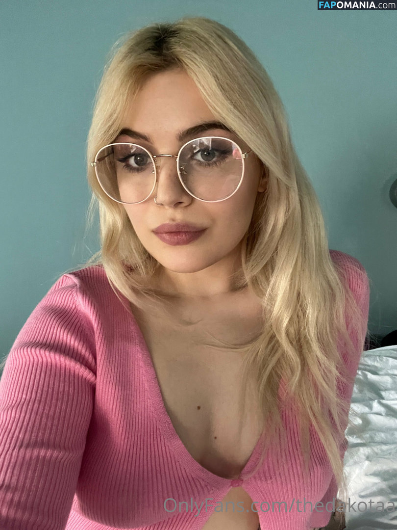 thedakota / thedakotaa Nu OnlyFans  Photo fuitée #24