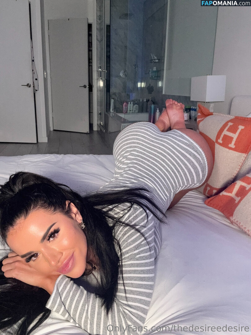 thedesireedesire Nu OnlyFans  Photo fuitée #2