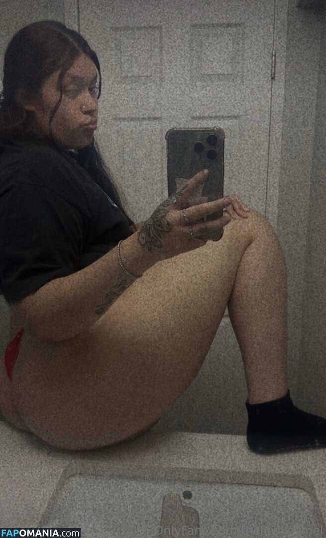 TheLowkeyMel / theofficiallmel Nu OnlyFans  Photo fuitée #18