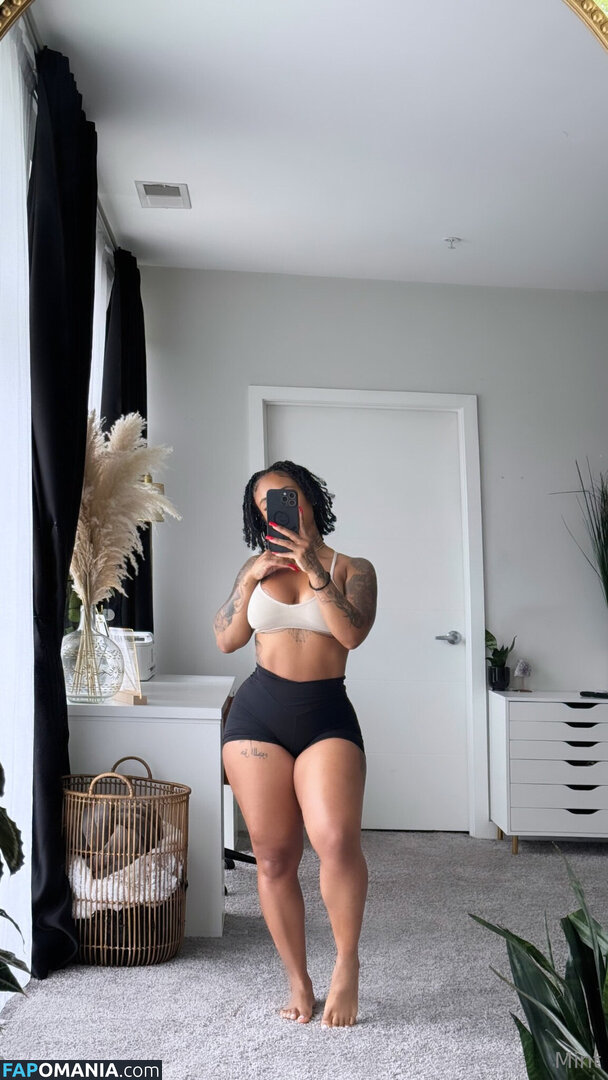 thereal_mint / therealbombshell_mint Nu OnlyFans  Photo fuitée #8