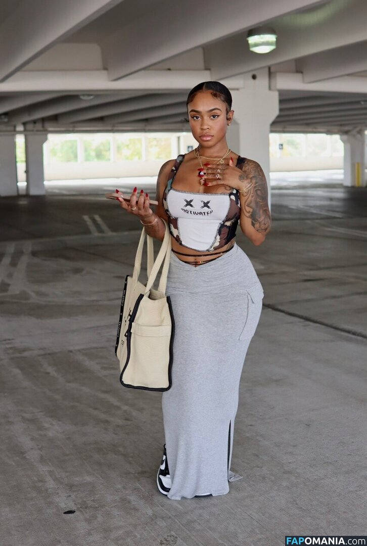 thereal_mint / therealbombshell_mint Nu OnlyFans  Photo fuitée #9