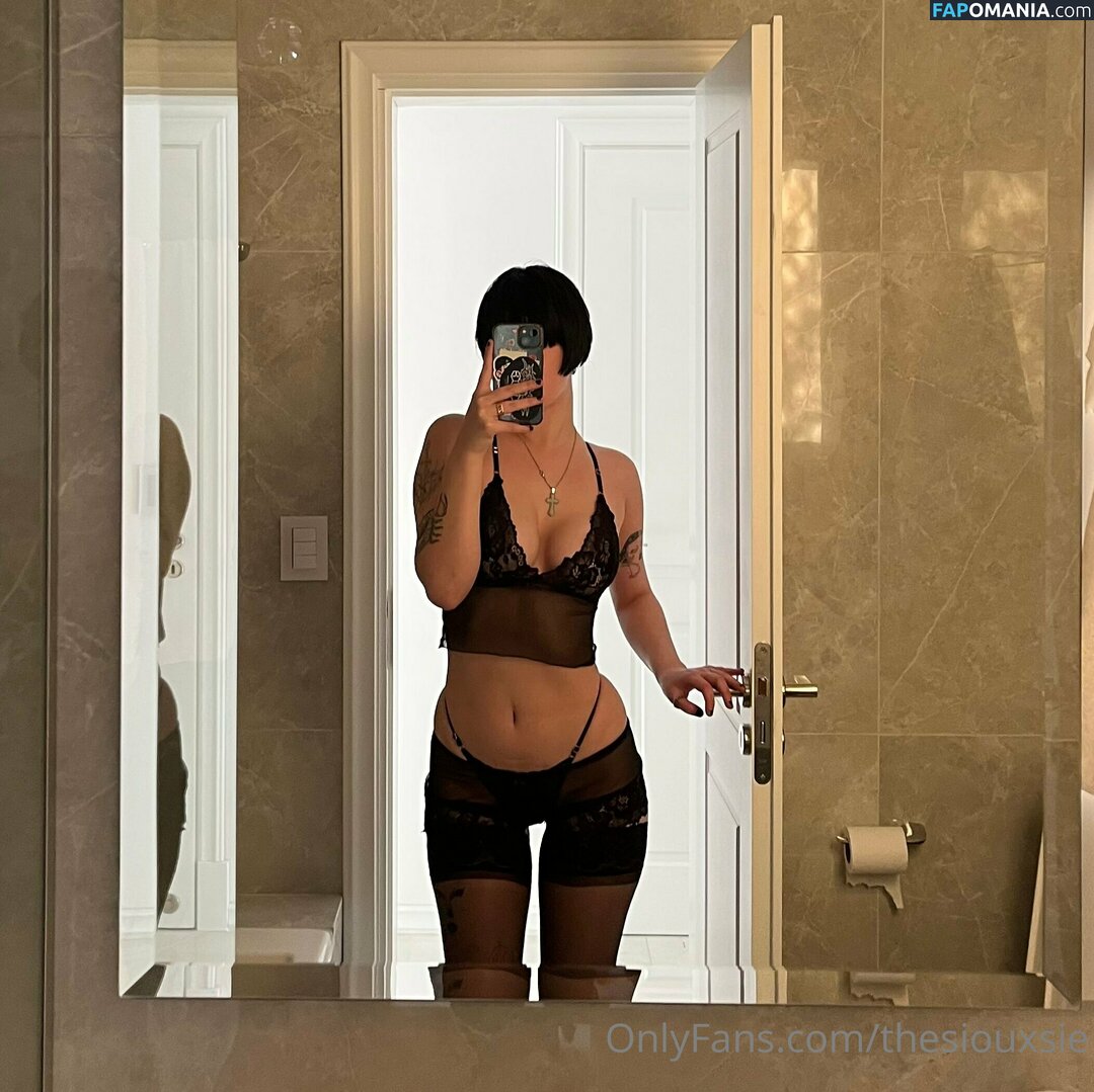 thesiouxsie / voragine____ Nu OnlyFans  Photo fuitée #24
