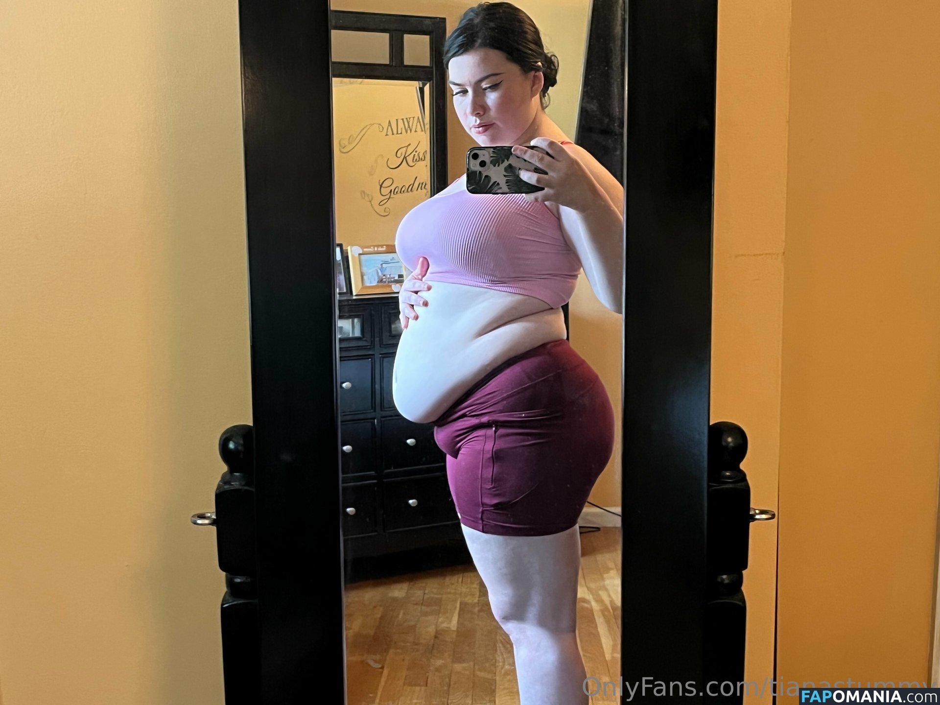 TianasTummy Nu OnlyFans  Photo fuitée #56