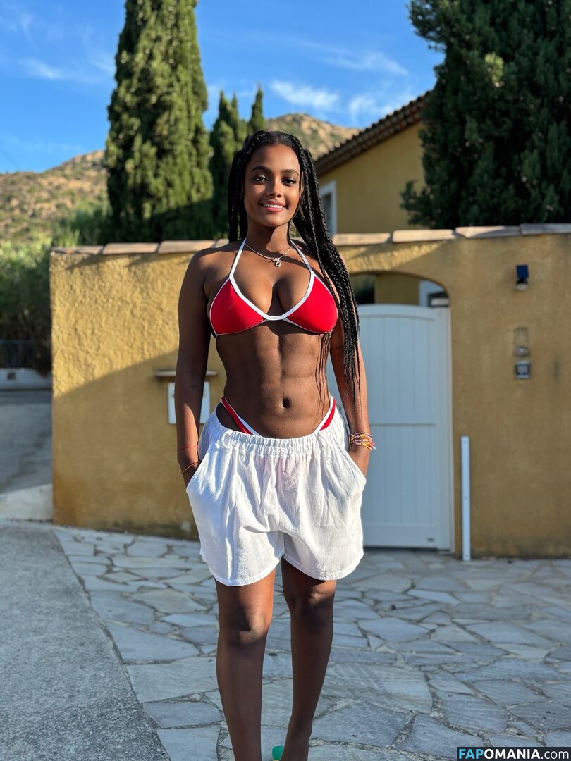 Tigistgls Nu OnlyFans  Photo fuitée #1