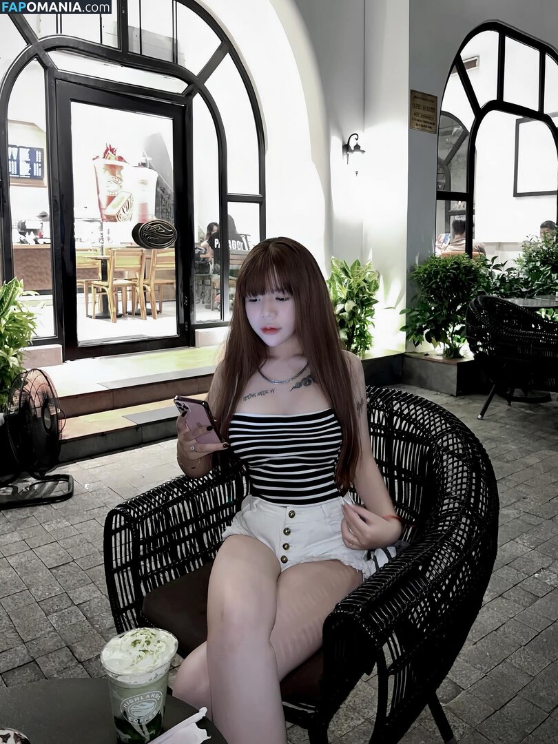 _tn.vyye Nu OnlyFans  Photo fuitée #10