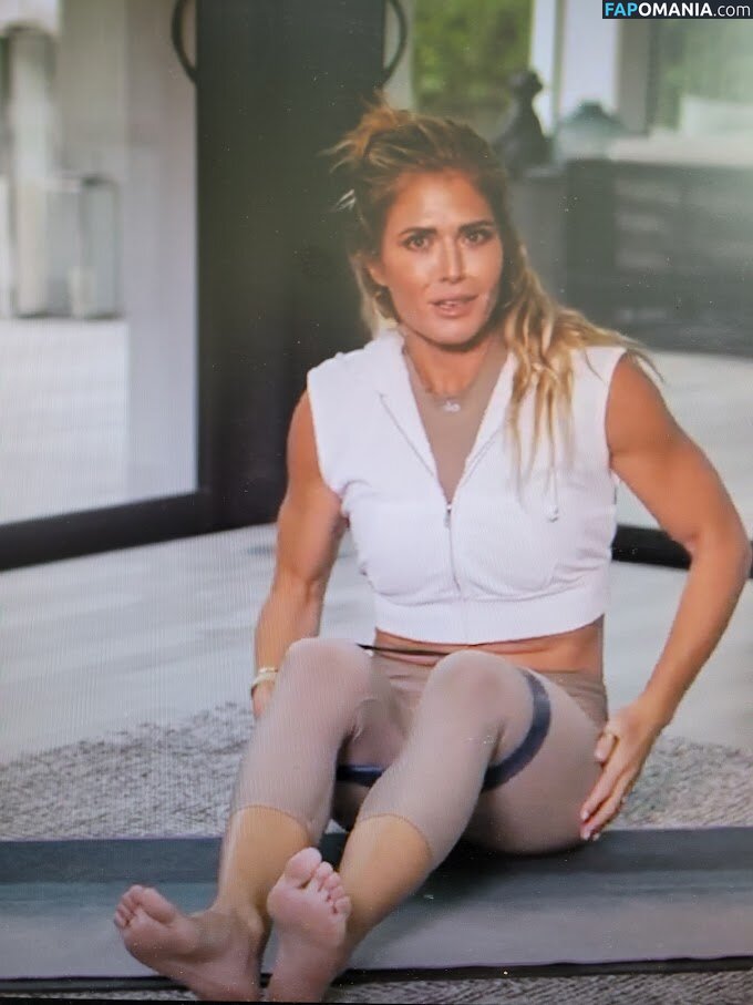 Torrie Wilson / misswilson66686 / torriewilson Nu OnlyFans  Photo fuitée #115