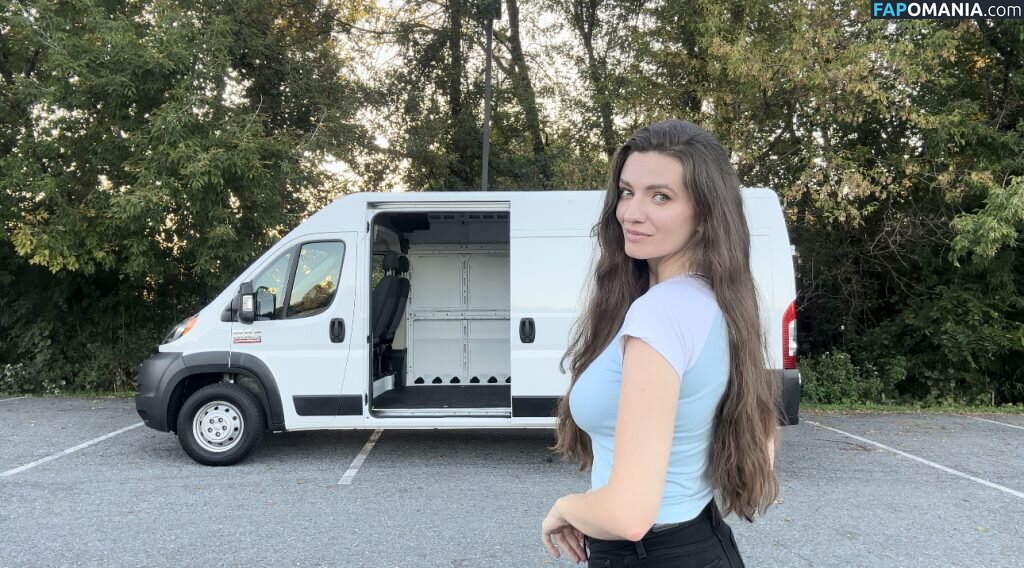 Tory Delury / ToryDeluryTravels / torydelury Nu OnlyFans  Photo fuitée #5