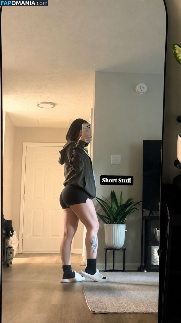 Tray.fitfever | Tray Soe / military / tray.fitfever Nu OnlyFans  Photo fuitée #2