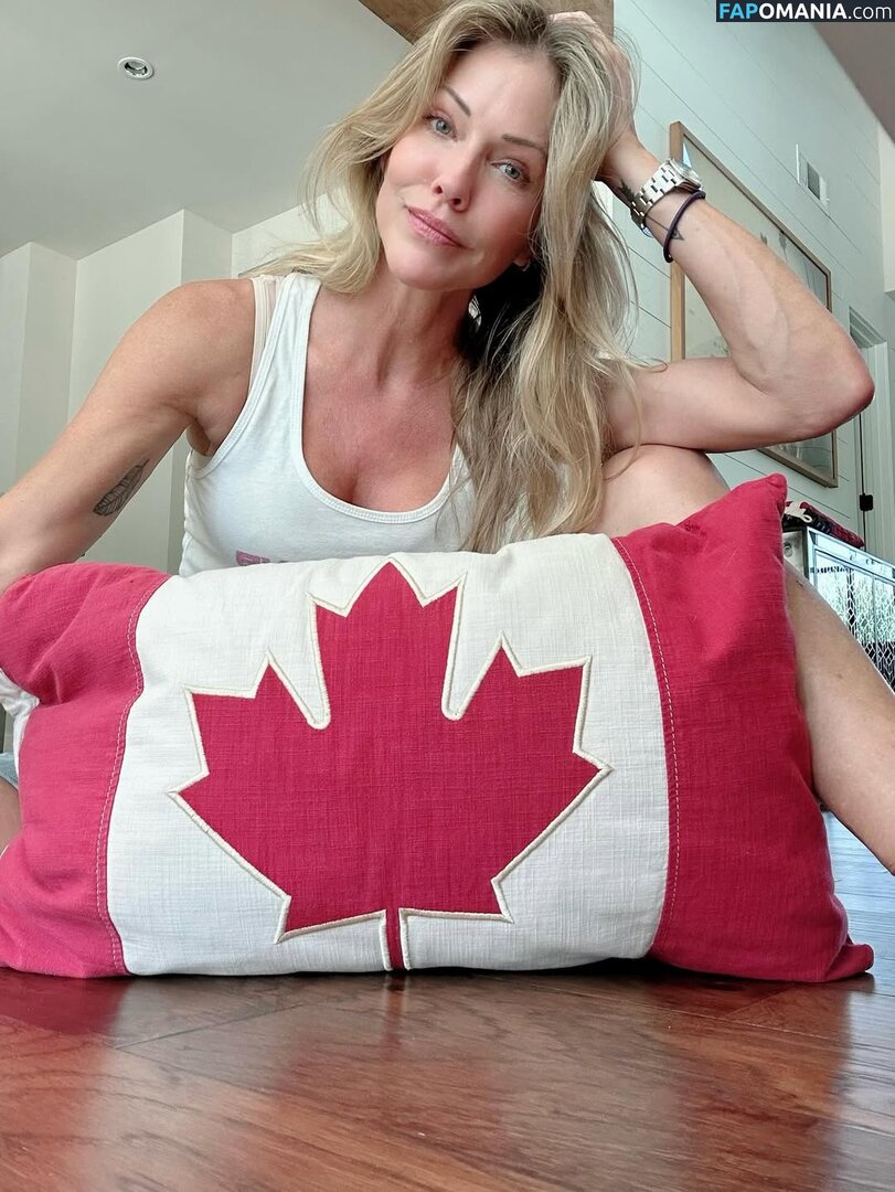 Cylon / Tricia Helfer / https: / officialtriciahelfer / triciahelfer Nu OnlyFans  Photo fuitée #204