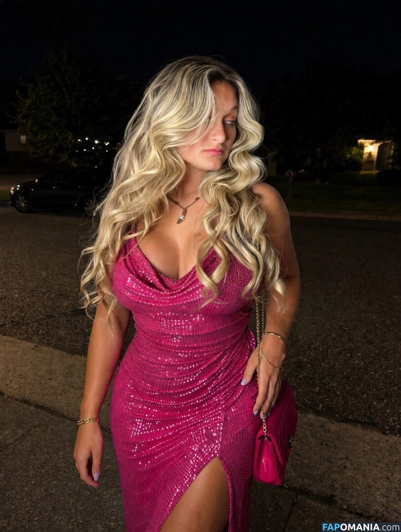 Trinity Morisette / trinity_morisette Nu OnlyFans  Photo fuitée #50
