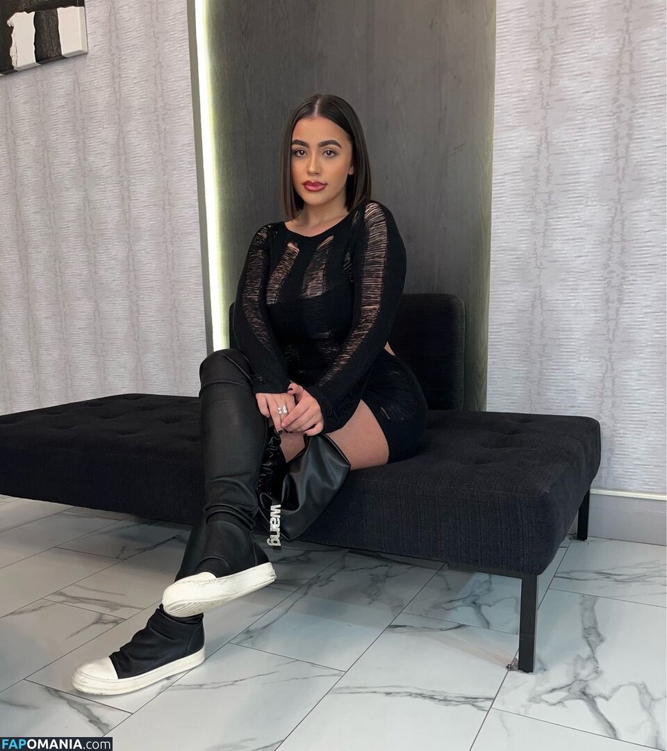 Trinity Pedersen / https: / tiffanypedersen / trinitypedersen Nu OnlyFans  Photo fuitée #11