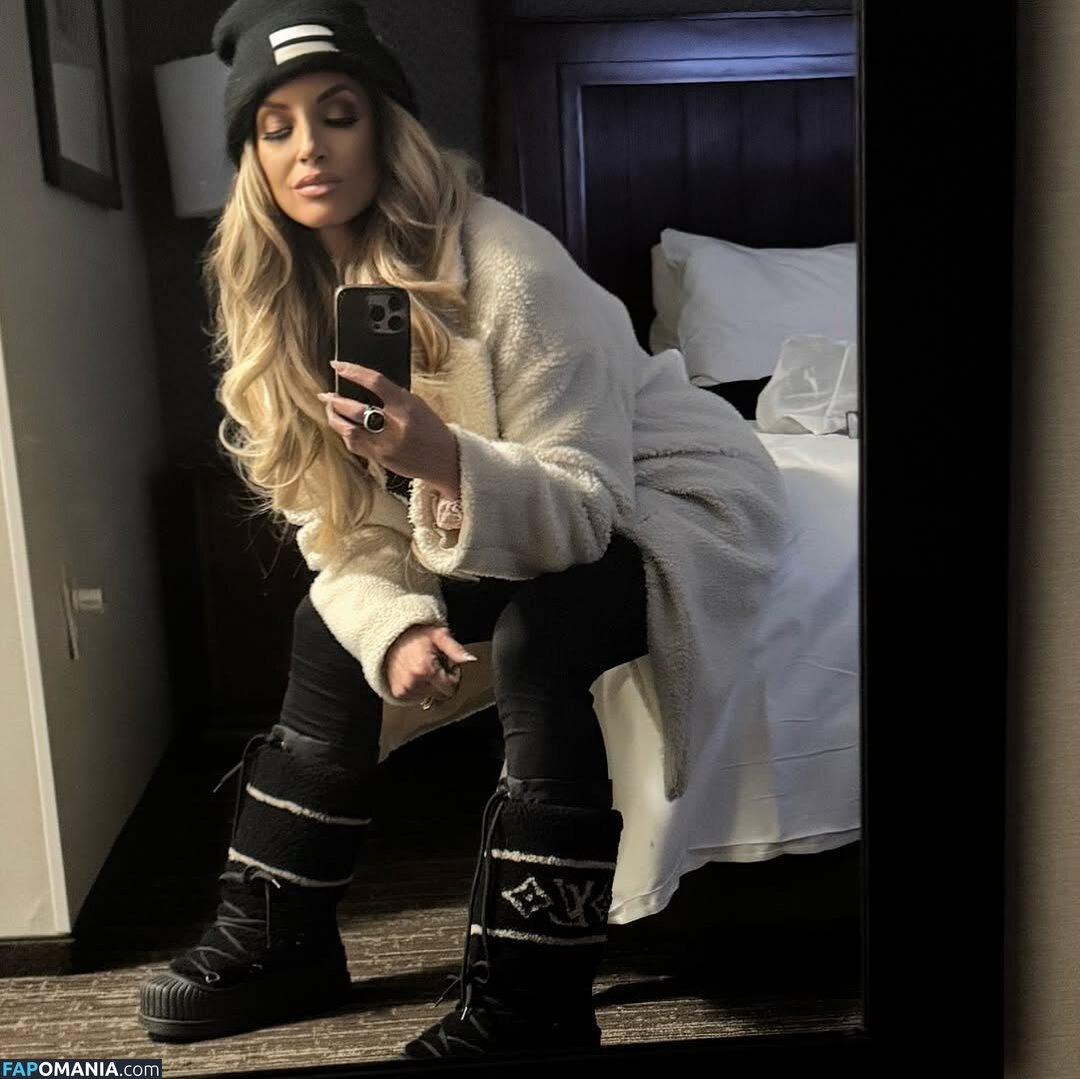 Trish Stratus / trishstratuscom Nu OnlyFans  Photo fuitée #1458