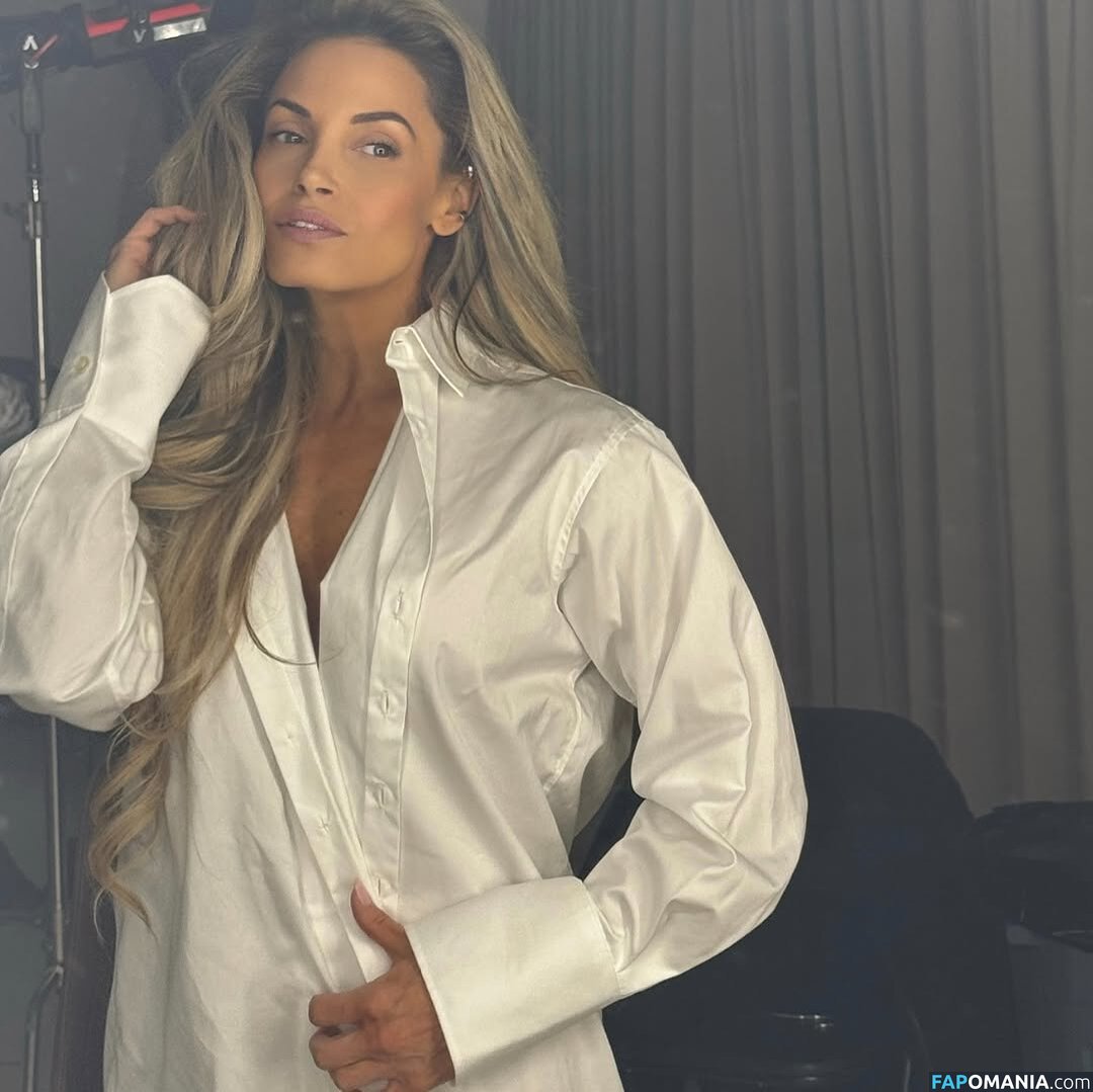 Trish Stratus / trishstratuscom Nu OnlyFans  Photo fuitée #1460