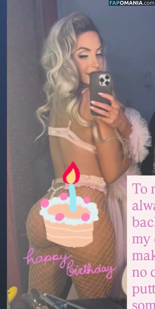 Trish Stratus / trishstratuscom Nu OnlyFans  Photo fuitée #1464