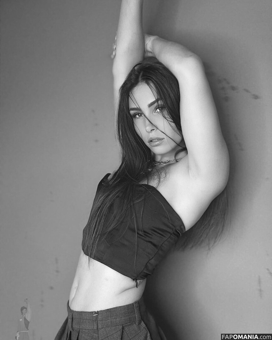 Tslanaxoxo / Yourlanatgirl / Yourlittlelana Nu OnlyFans  Photo fuitée #44