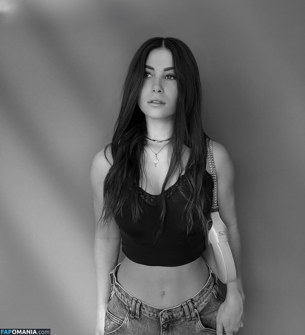 Tslanaxoxo / Yourlanatgirl / Yourlittlelana Nu OnlyFans  Photo fuitée #53