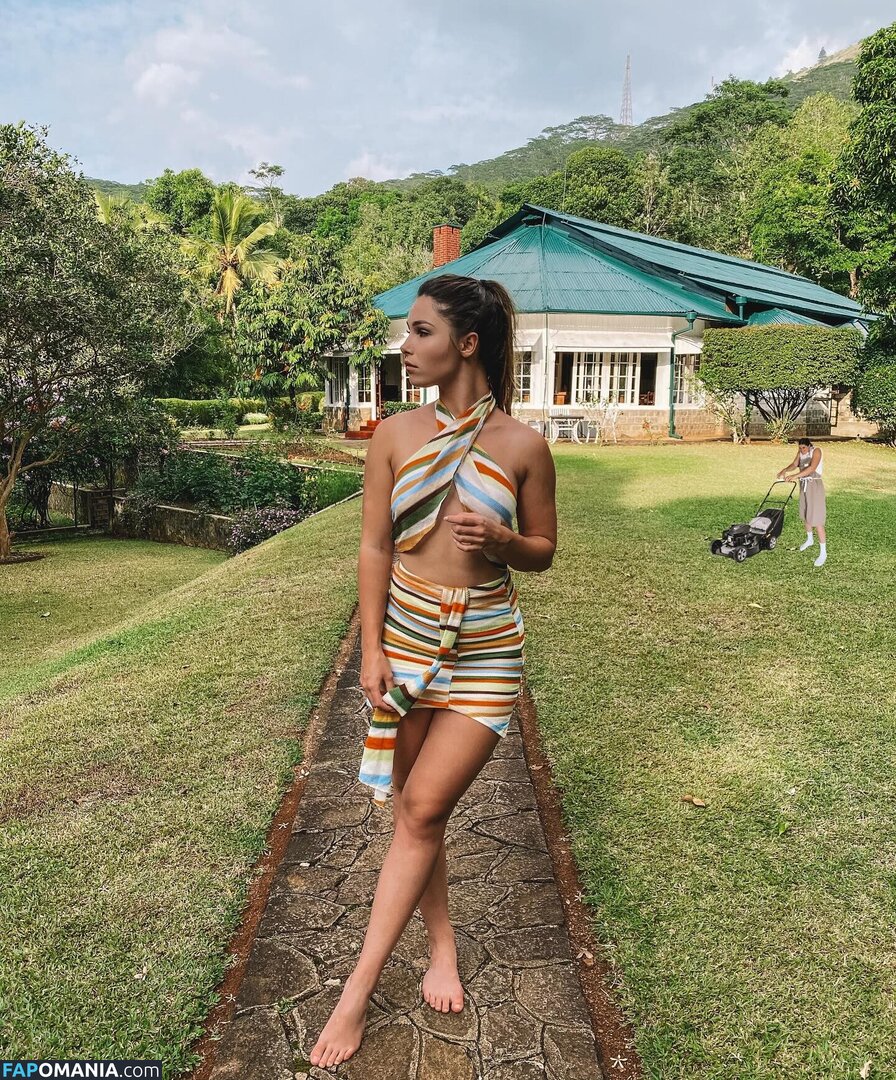 Tslanaxoxo / Yourlanatgirl / Yourlittlelana Nu OnlyFans  Photo fuitée #55