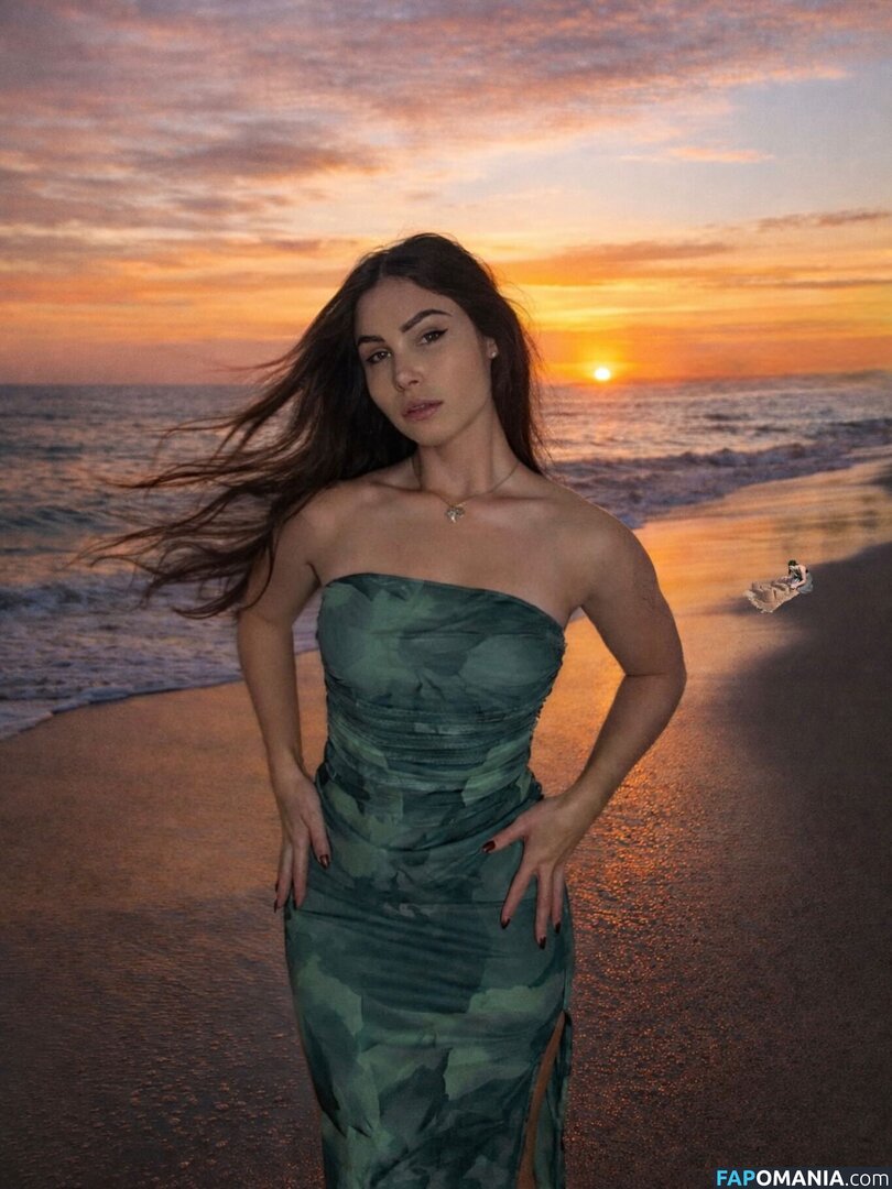 Tslanaxoxo / Yourlanatgirl / Yourlittlelana Nu OnlyFans  Photo fuitée #69