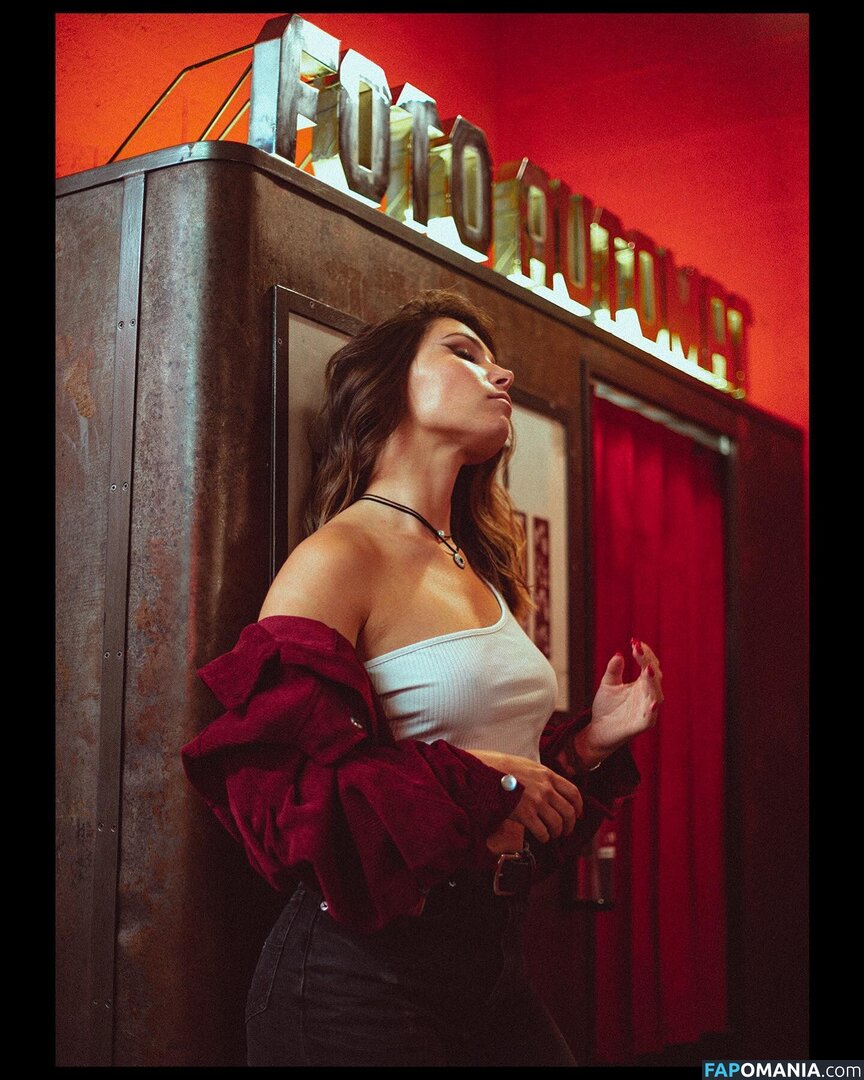 Tslanaxoxo / Yourlanatgirl / Yourlittlelana Nu OnlyFans  Photo fuitée #72