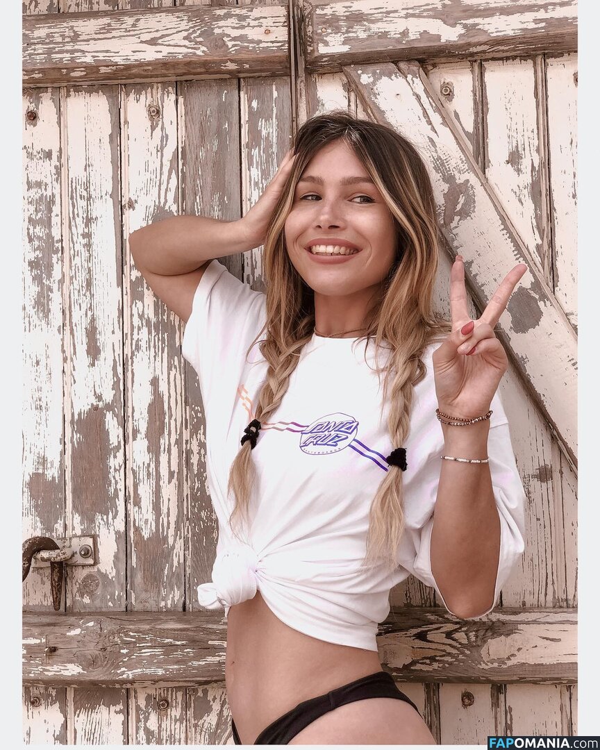 Tslanaxoxo / Yourlanatgirl / Yourlittlelana Nu OnlyFans  Photo fuitée #79