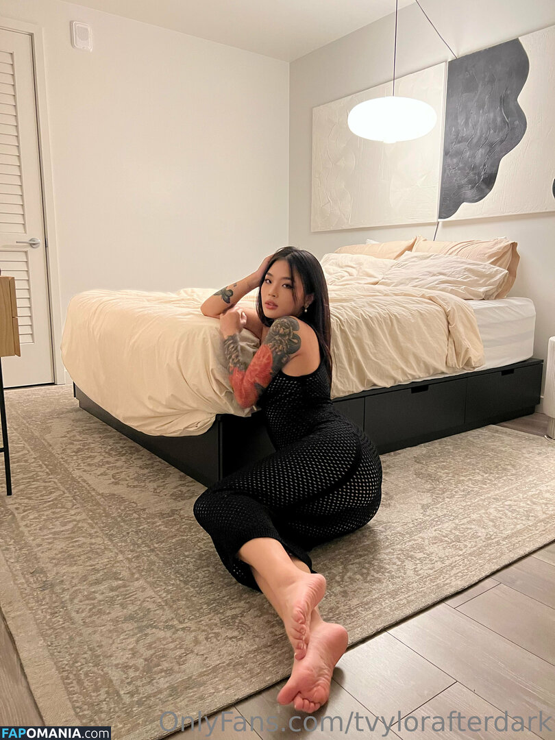 tvylorafterdark Nu OnlyFans  Photo fuitée #15