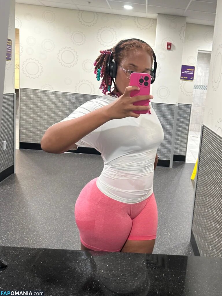 Twerkstarelsa Nu OnlyFans  Photo fuitée #3