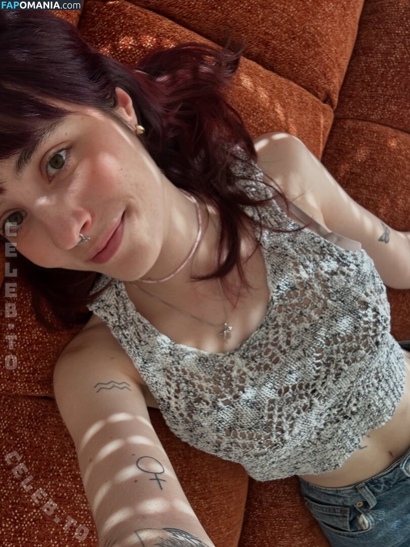 https: / typicallylotti Nu OnlyFans  Photo fuitée #2