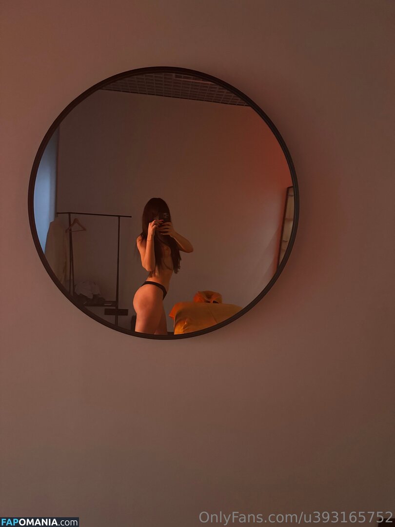 u393165752 Nu OnlyFans  Photo fuitée #13