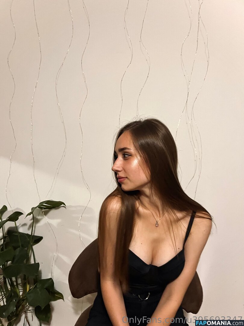 u395693347 Nu OnlyFans  Photo fuitée #3