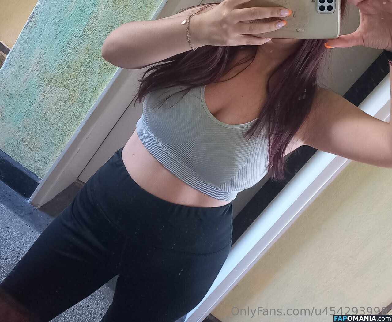 u454293998 Nu OnlyFans  Photo fuitée #1