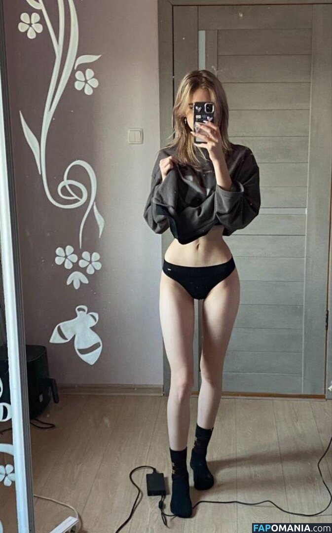Ukraine Mega / misstic / ukraine.ua Nu OnlyFans  Photo fuitée #36
