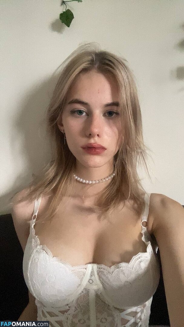 Ukraine Mega / misstic / ukraine.ua Nu OnlyFans  Photo fuitée #37