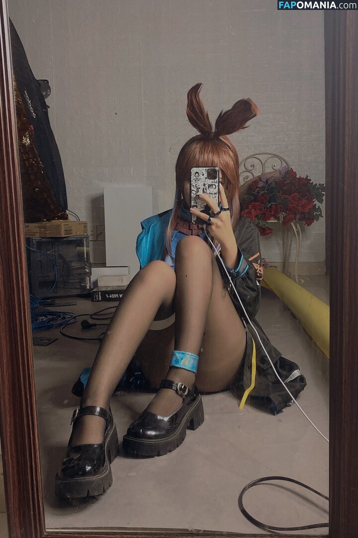 Umeko J / https: / umekoj0910 / umekoj0910_ / umekojcosplayer Nu OnlyFans  Photo fuitée #1595