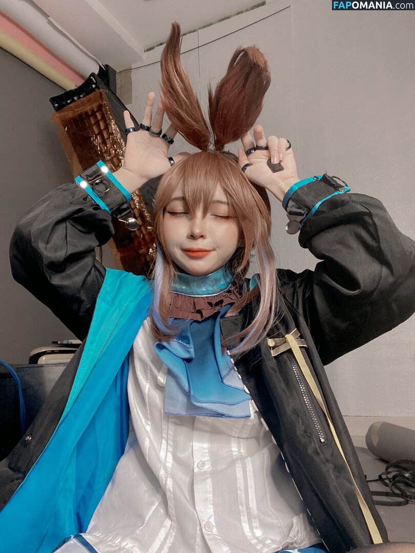 Umeko J / https: / umekoj0910 / umekoj0910_ / umekojcosplayer Nu OnlyFans  Photo fuitée #1611